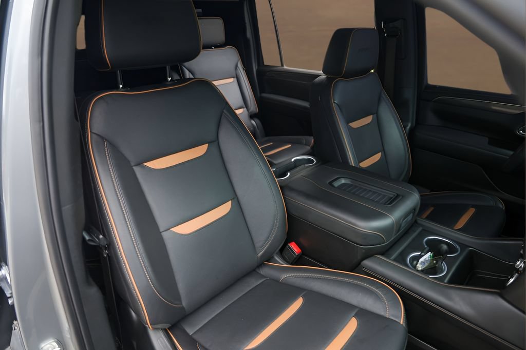 Used 2023 GMC Yukon XL AT4 w/ LPO, Floor Liner Package AWD/4WD image 31