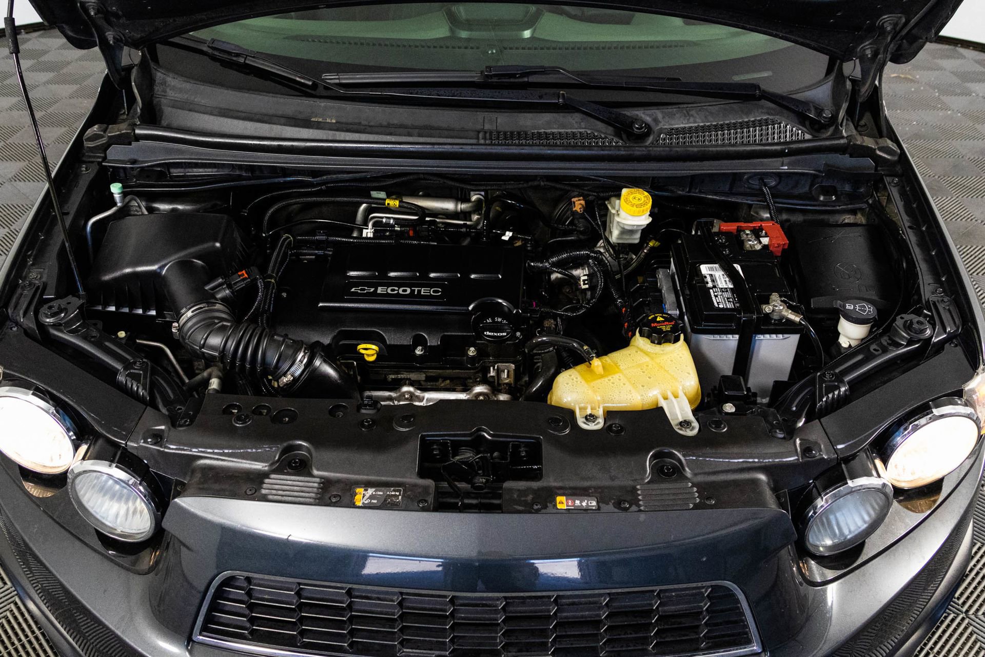 Used 2014 Chevrolet Sonic LT image 44