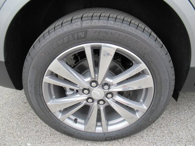 New 2026 Cadillac XT5 Premium Luxury w/ Driver Assist Package FWD image 7