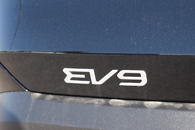 New 2026 Kia EV9 Wind AWD/4WD image 18