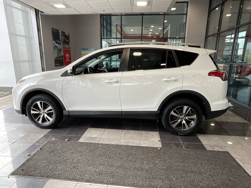 Used 2016 Toyota RAV4 XLE image 4