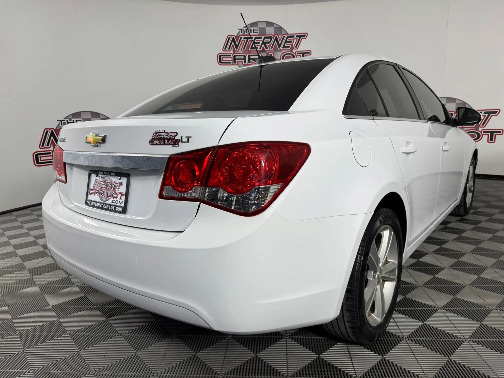 Used 2016 Chevrolet Cruze LT FWD image 25