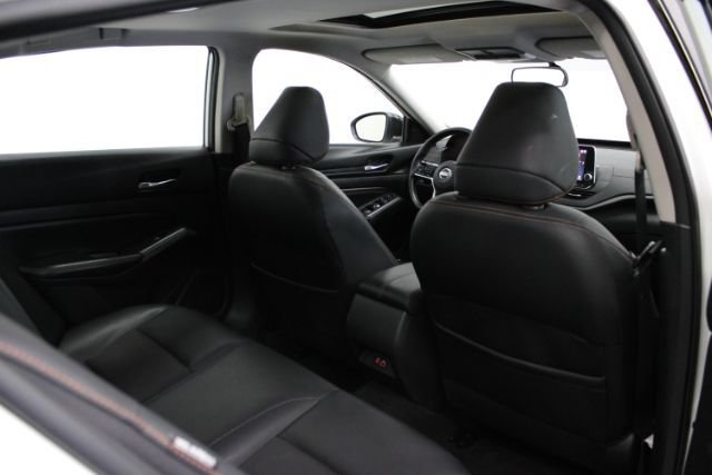 Used 2019 Nissan Altima 2.5 SR w/ SR Premium Package FWD image 19