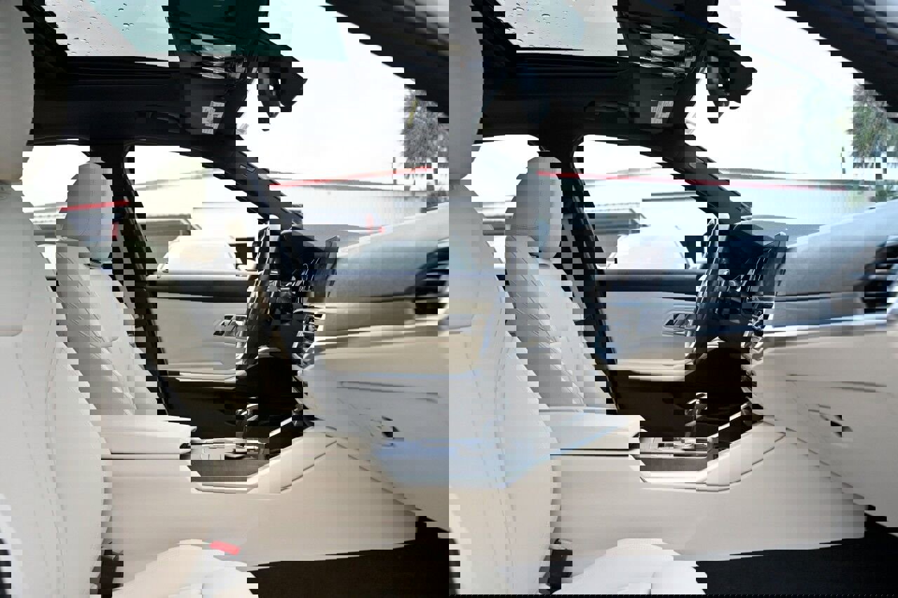 Used 2019 BMW 330i Sedan image 16