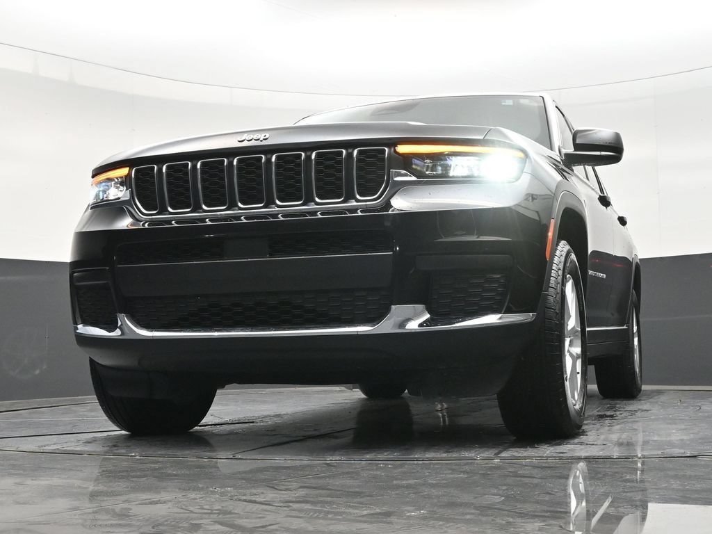 Used 2025 Jeep Grand Cherokee L Laredo w/ Luxury Tech Group I AWD/4WD image 27