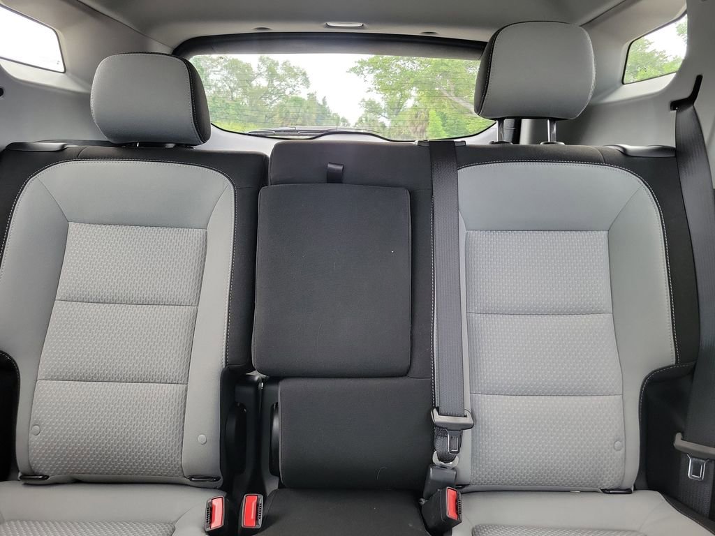 Used 2023 GMC Terrain SLE w/ Driver Convenience Package FWD image 30