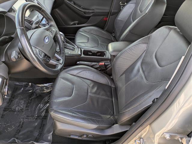 Used 2015 Ford Focus Titanium image 15