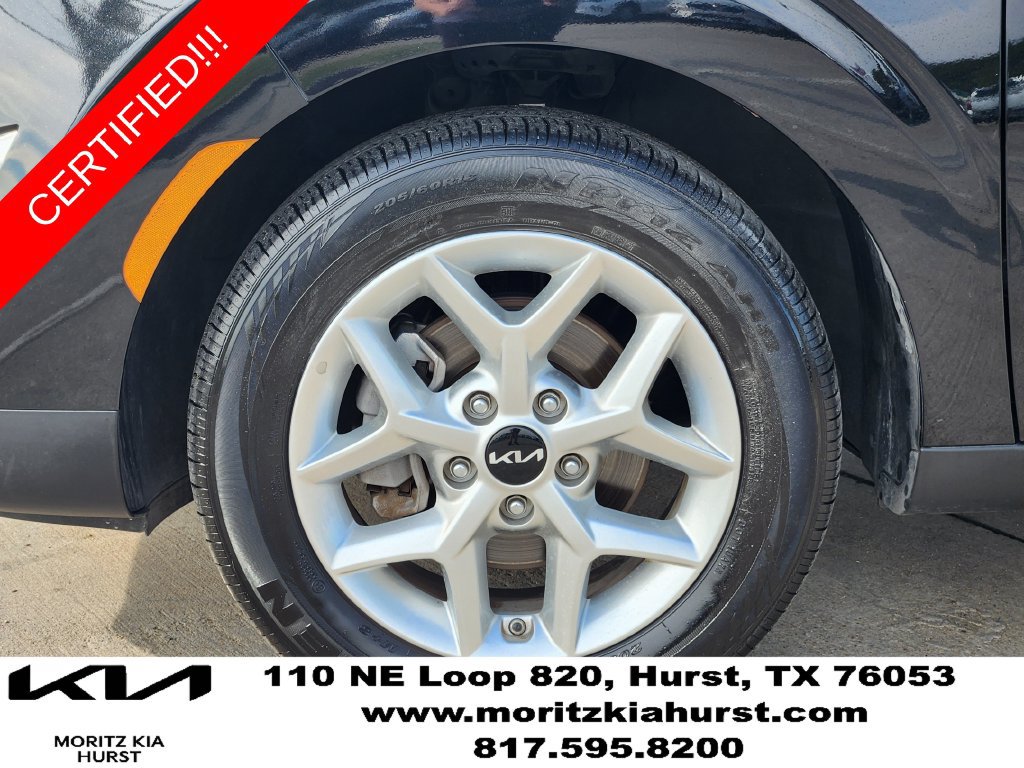 Used 2025 Kia Soul LX w/ LX Technology Package FWD image 16