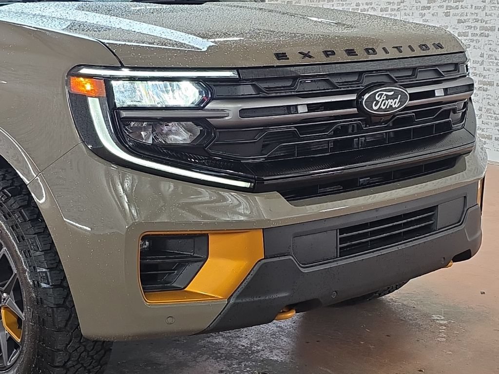 Used 2026 Ford Expedition Tremor AWD/4WD image 9