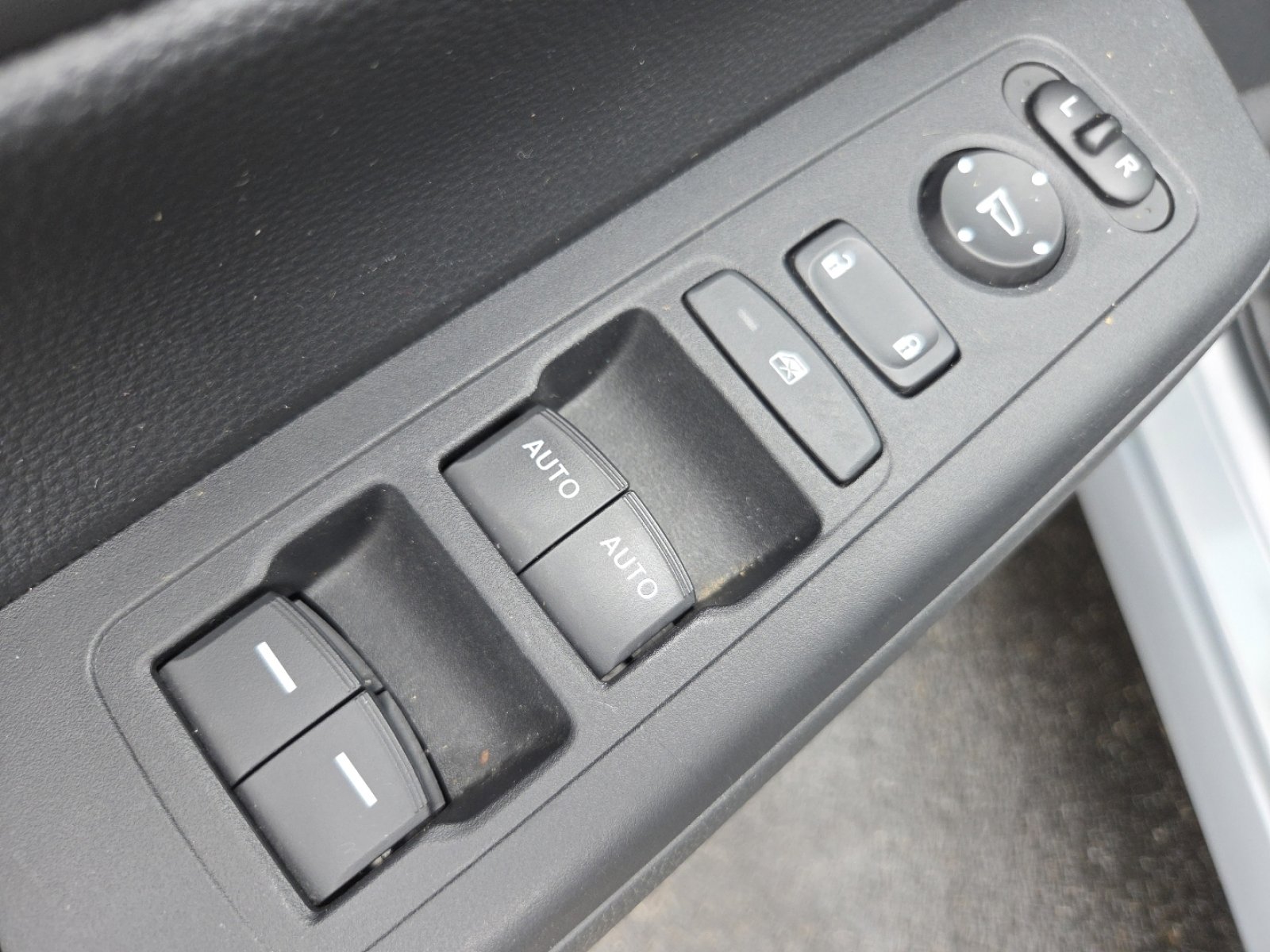 Certified 2023 Honda CR-V EX image 26