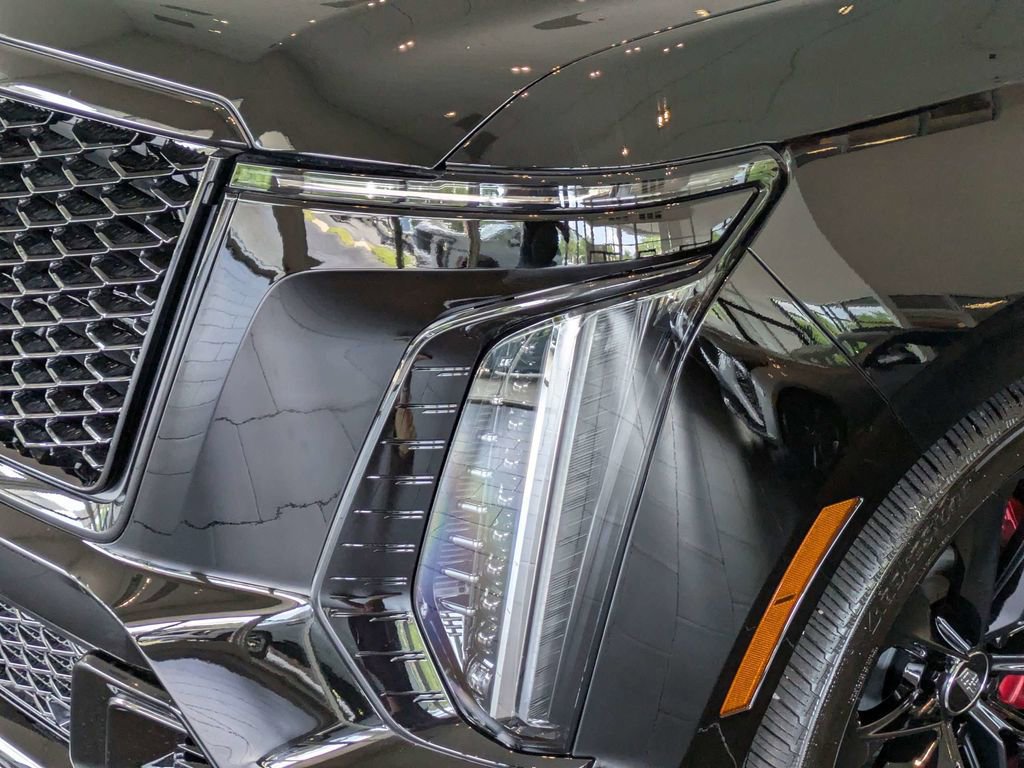 Certified 2026 Cadillac Escalade V w/ LPO, ONYX Package AWD/4WD image 11
