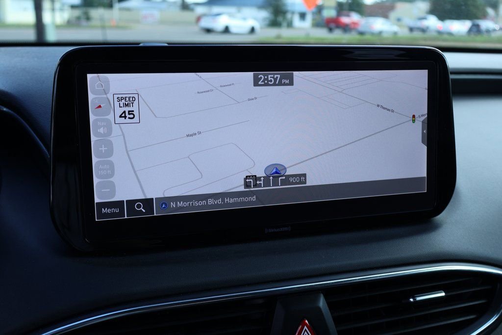 Used 2023 Hyundai Santa Fe SEL image 3