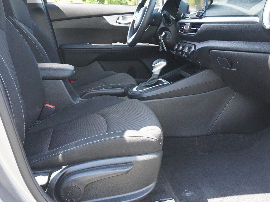 Used 2023 Kia Forte LXS FWD image 18