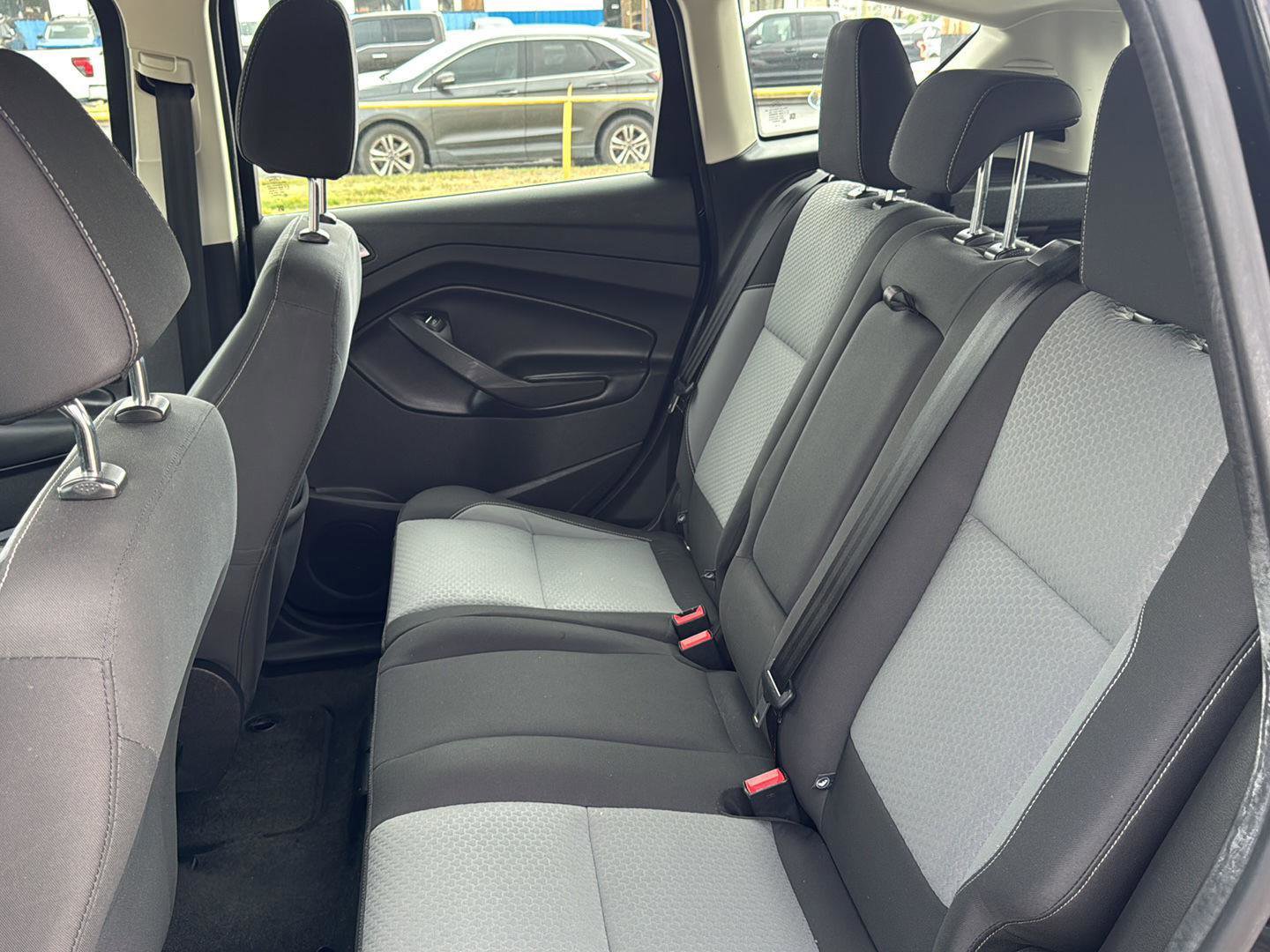 Used 2017 Ford C-MAX SE w/ Equipment Group 201A image 26