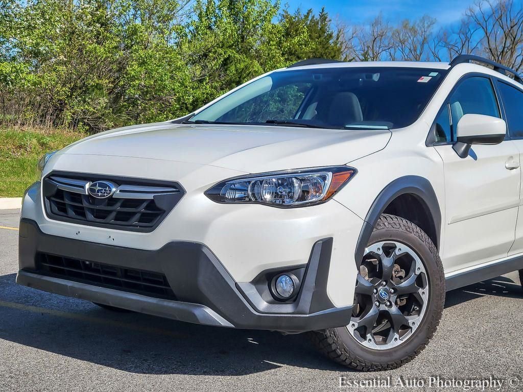 Used 2021 Subaru Crosstrek 2.0i Premium w/ Moonroof Package image 2
