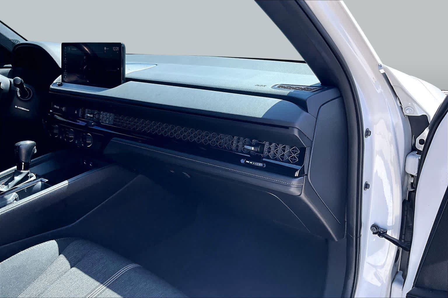 Used 2023 Honda Accord Sport image 33