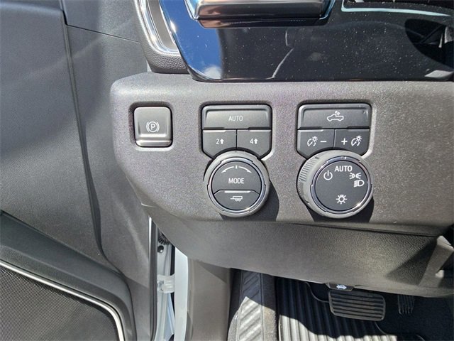 New 2026 Chevrolet Silverado 1500 LT image 18