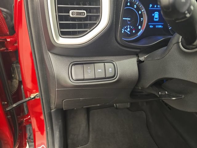 Used 2021 Hyundai Venue SE FWD image 30