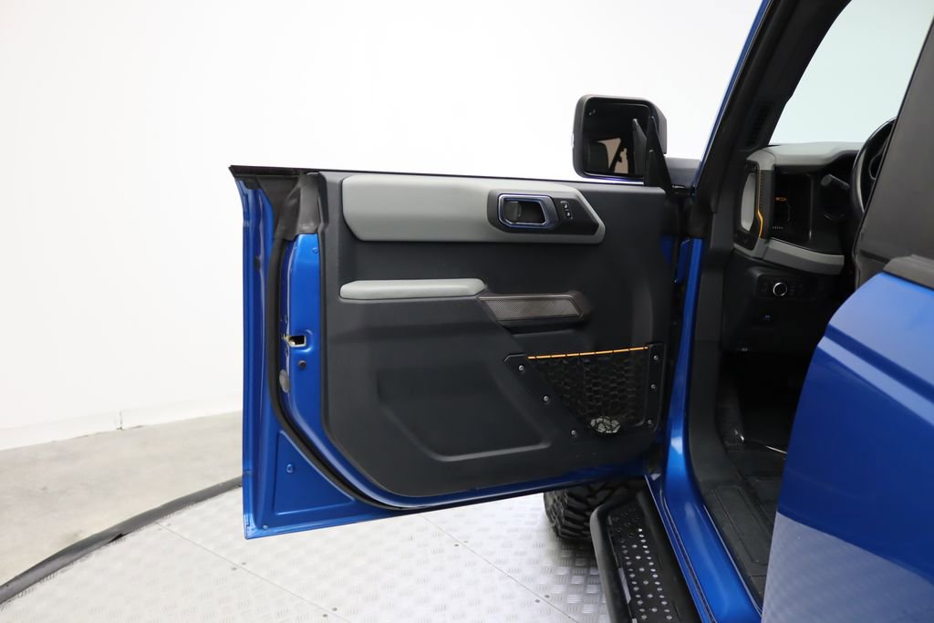 Used 2021 Ford Bronco Badlands image 16