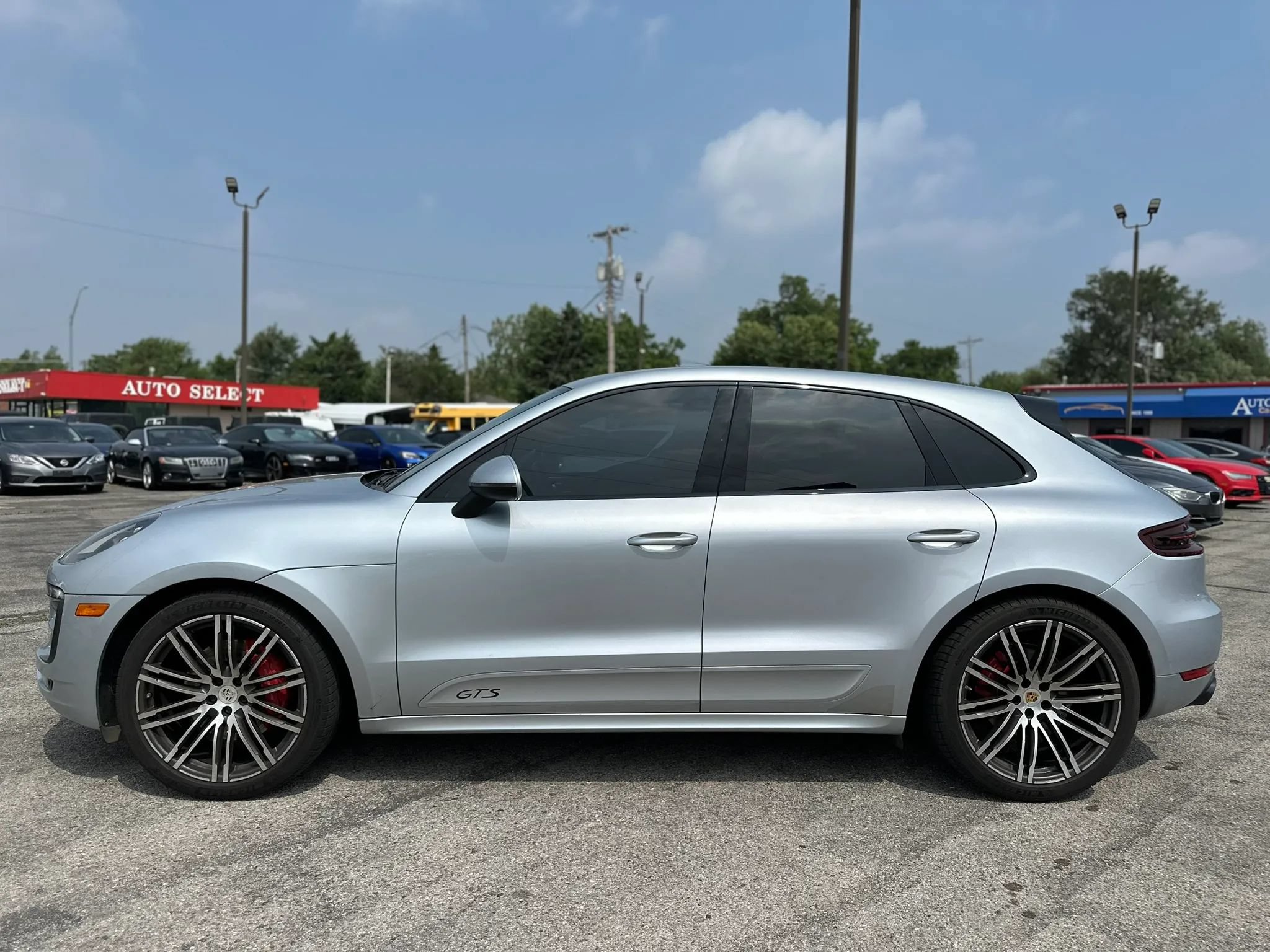 Used 2017 Porsche Macan GTS AWD/4WD image 9