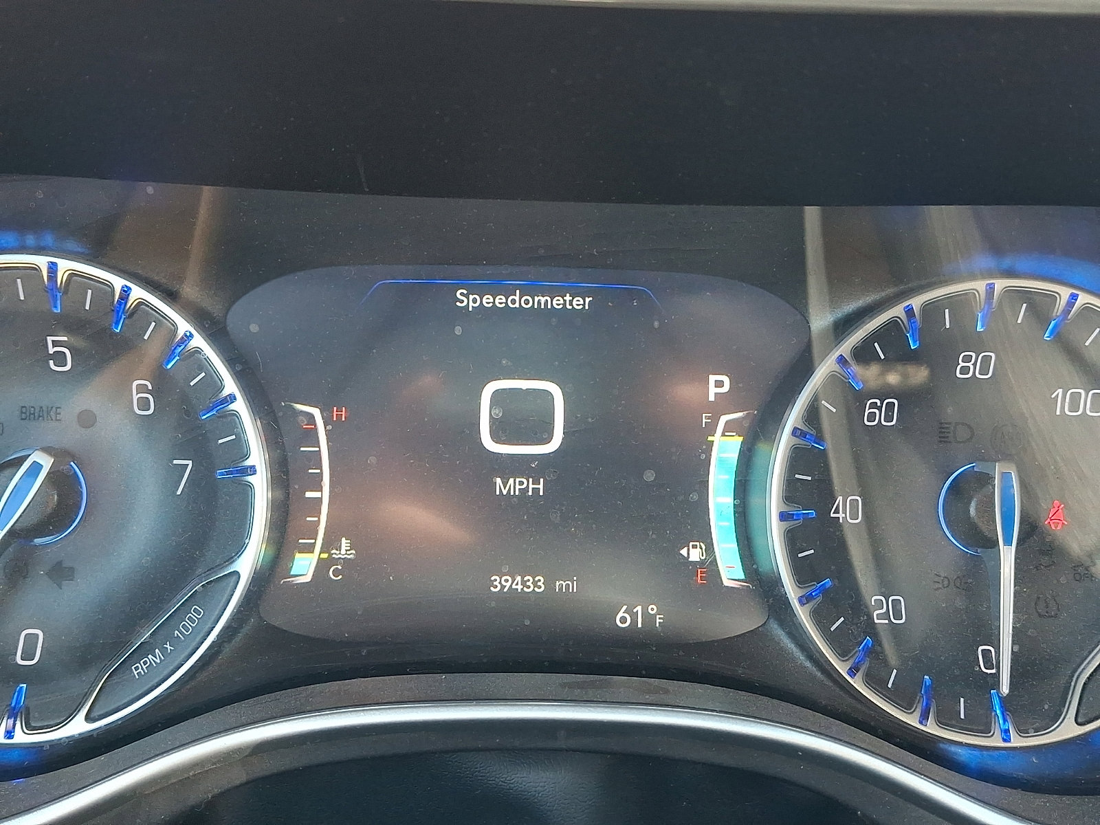 Used 2024 Chrysler Pacifica Touring-L FWD image 19