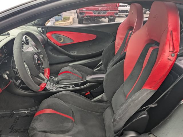 Used 2018 McLaren 570S RWD image 14