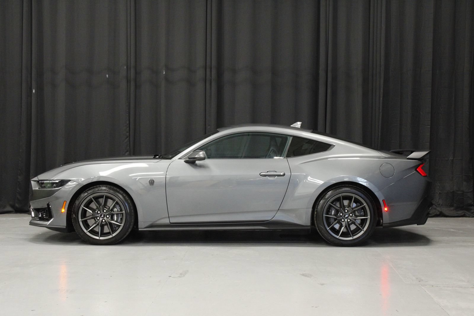 Used 2024 Ford Mustang Dark Horse RWD image 2
