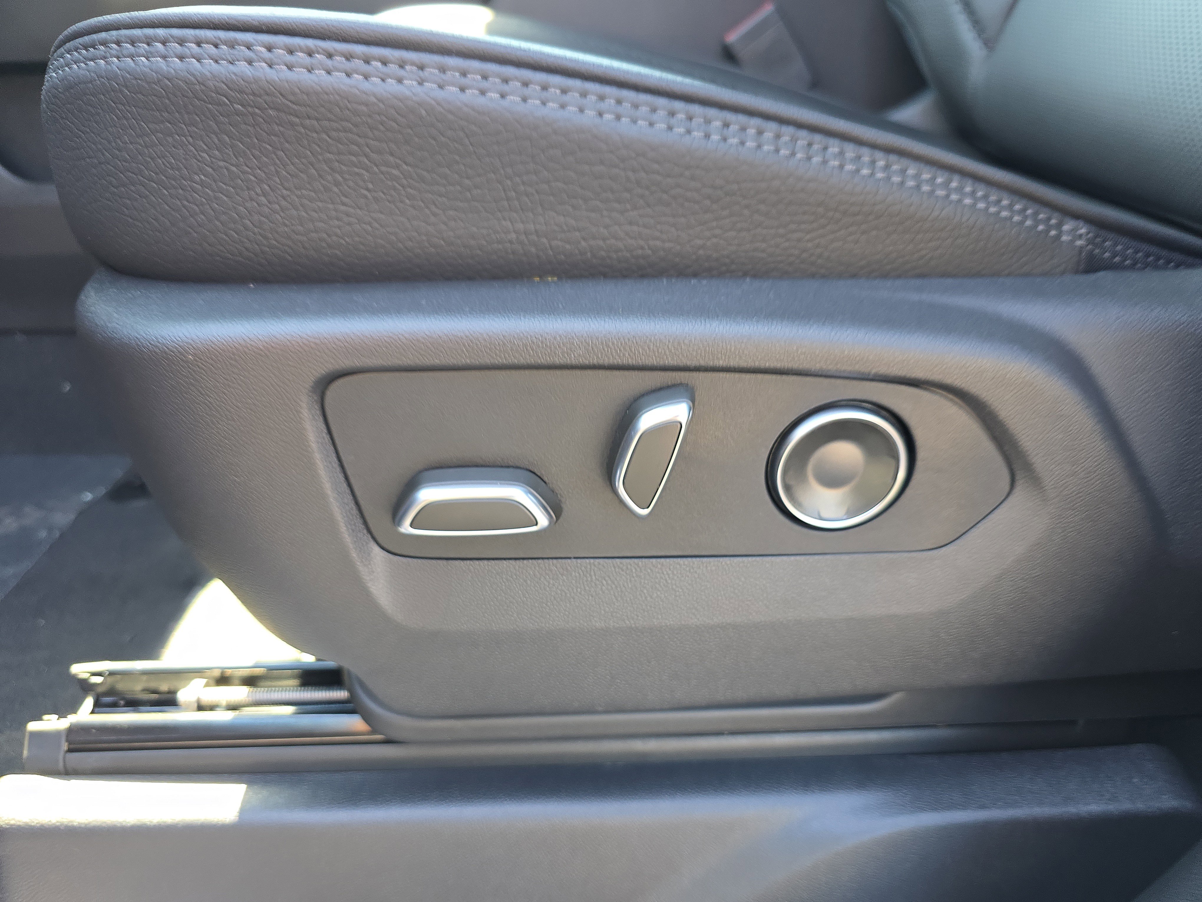 New 2026 GMC Sierra 1500 Denali w/ Technology Package image 19