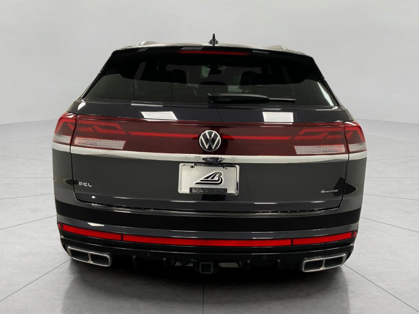 Used 2024 Volkswagen Atlas Cross Sport SEL Premium R-Line image 5