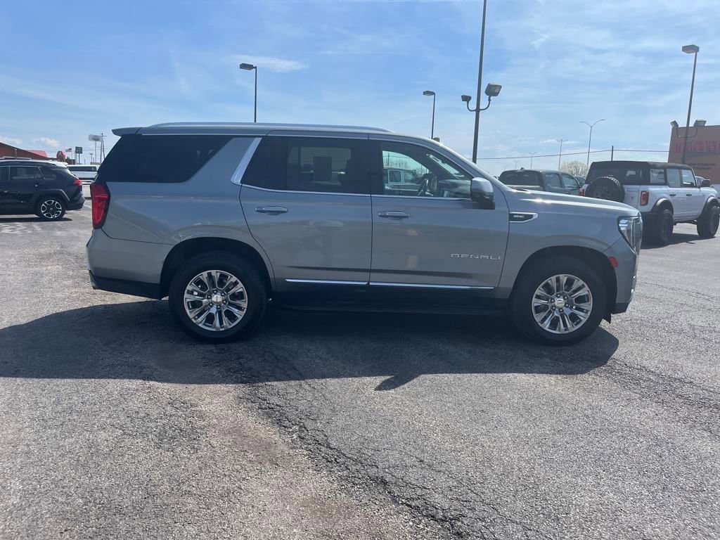 Used 2023 GMC Yukon Denali image 6