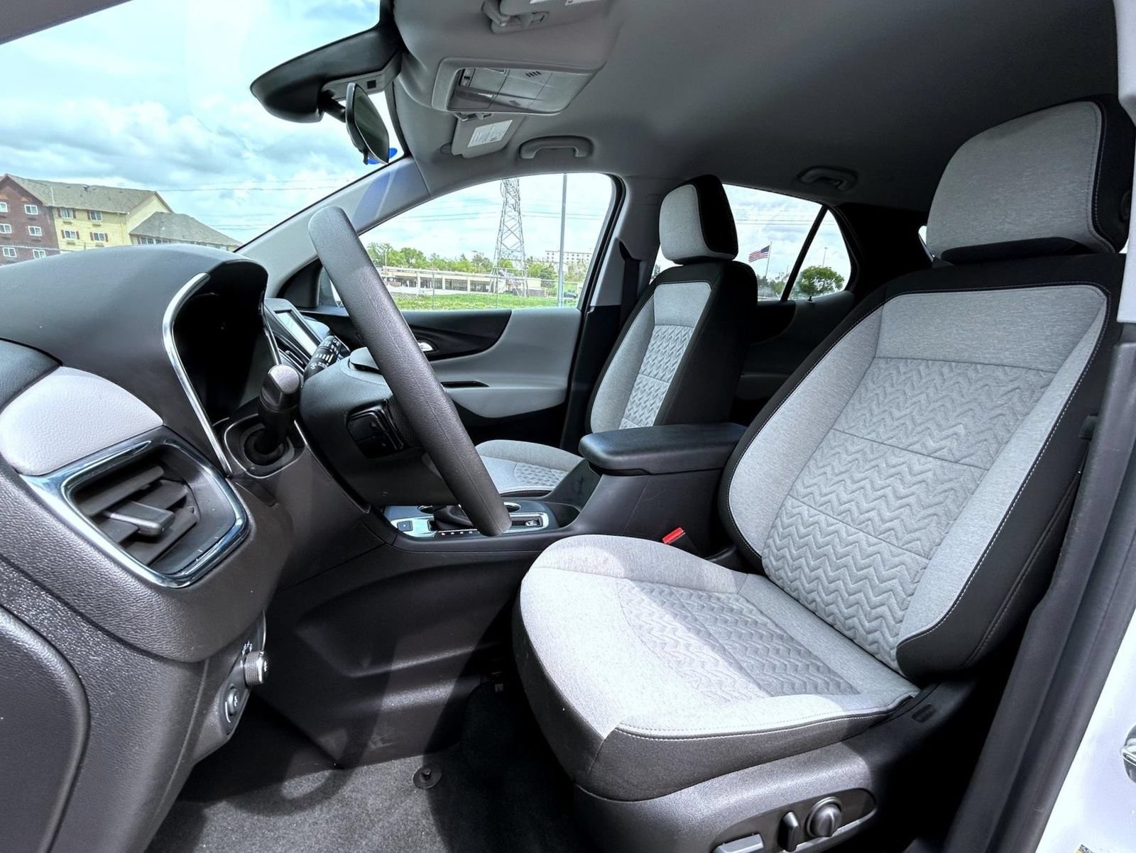 Certified 2024 Chevrolet Equinox LS w/ LS Convenience Package AWD/4WD image 10