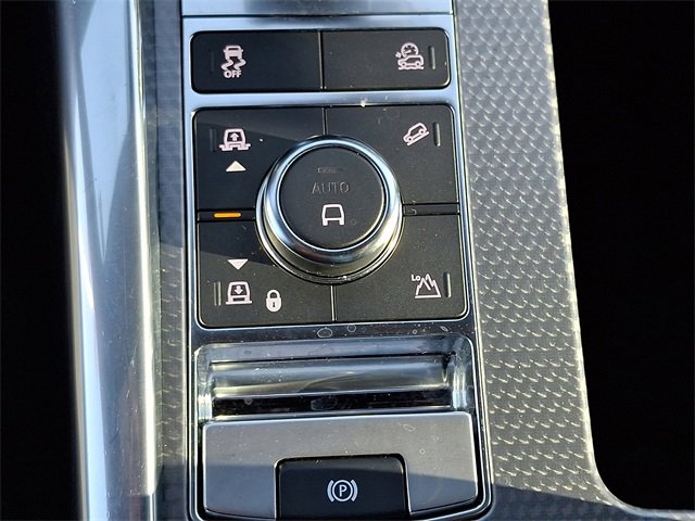 Used 2018 Land Rover Range Rover Sport Supercharged image 25