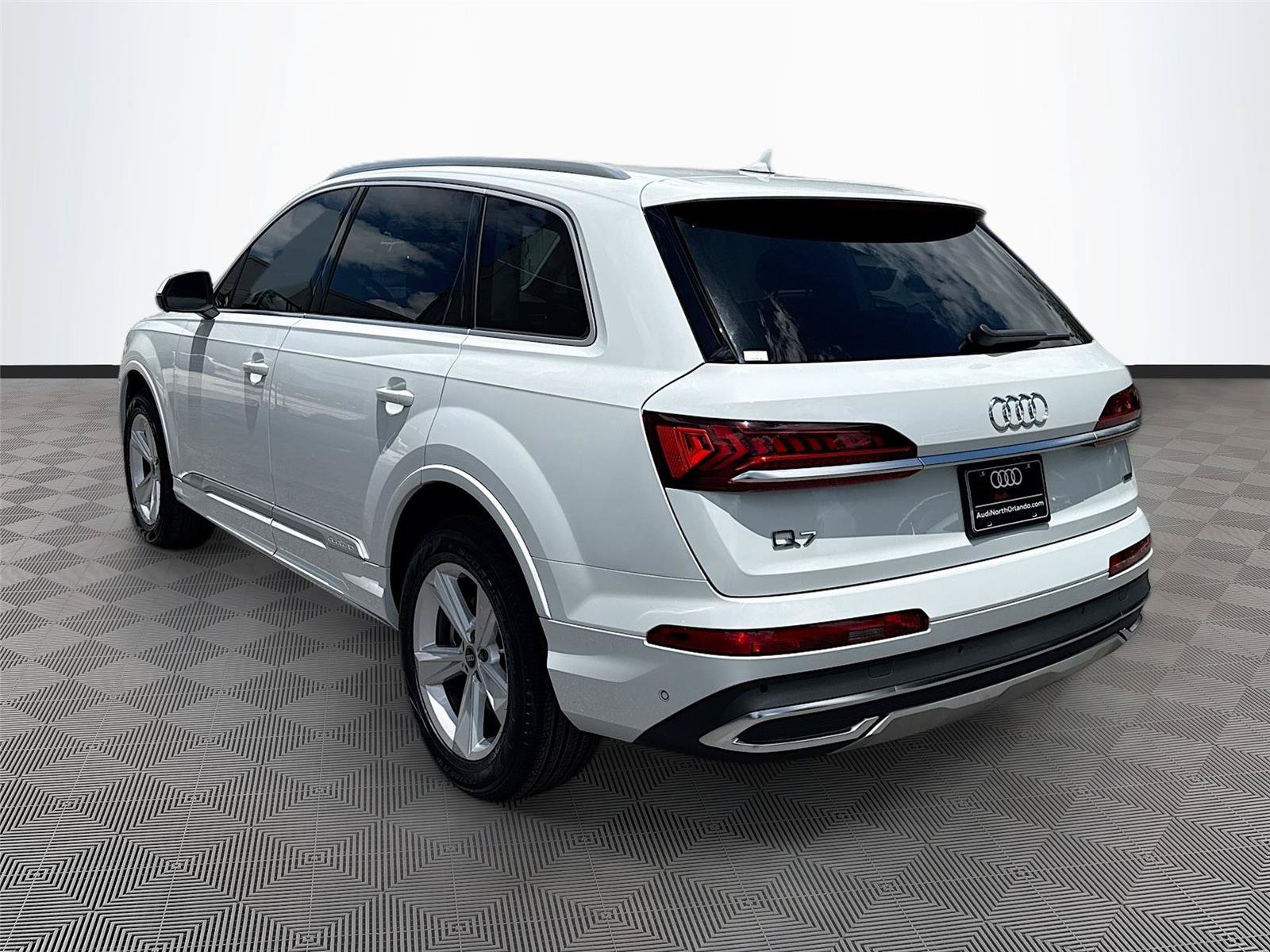 Certified 2022 Audi Q7 3.0T Premium AWD/4WD image 5
