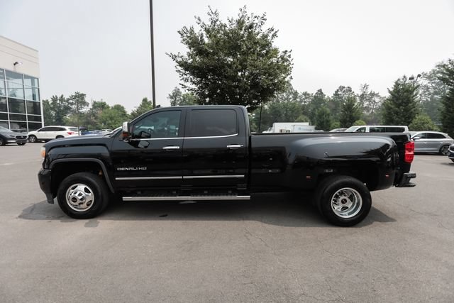 Used 2015 GMC Sierra 3500 Denali w/ Duramax Plus Package AWD/4WD image 11