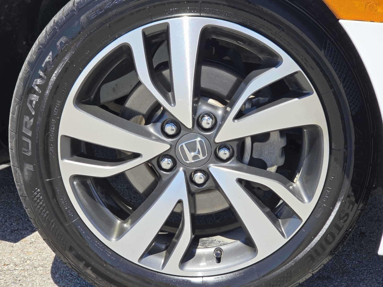Used 2024 Honda Odyssey Touring image 13