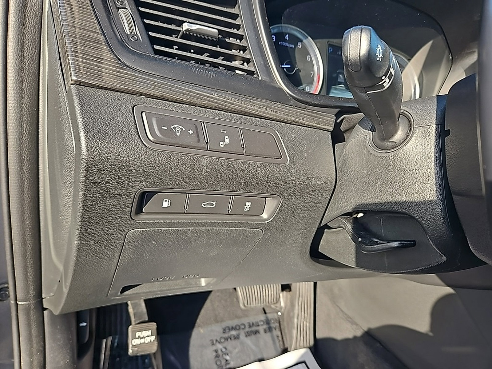 Used 2018 Hyundai Sonata Limited image 27