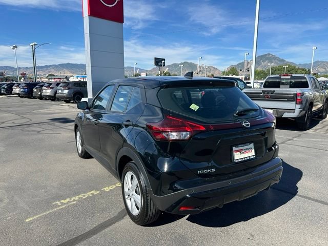 New 2025 Nissan Kicks Play S FWD image 9