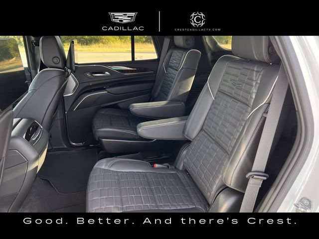 Certified 2024 Cadillac Escalade Premium Luxury Platinum RWD image 31