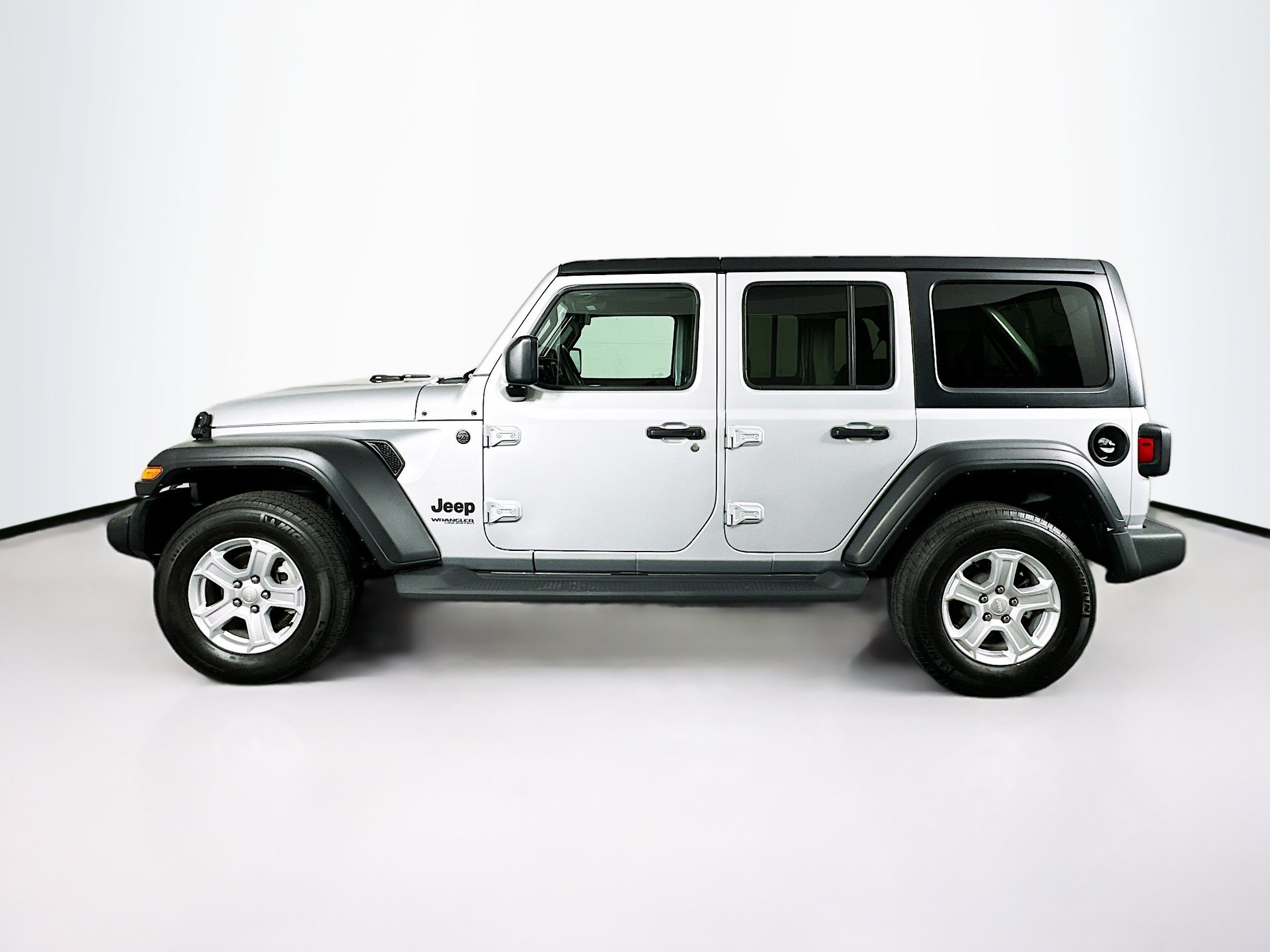 Used 2022 Jeep Wrangler Unlimited Sport AWD/4WD image 4