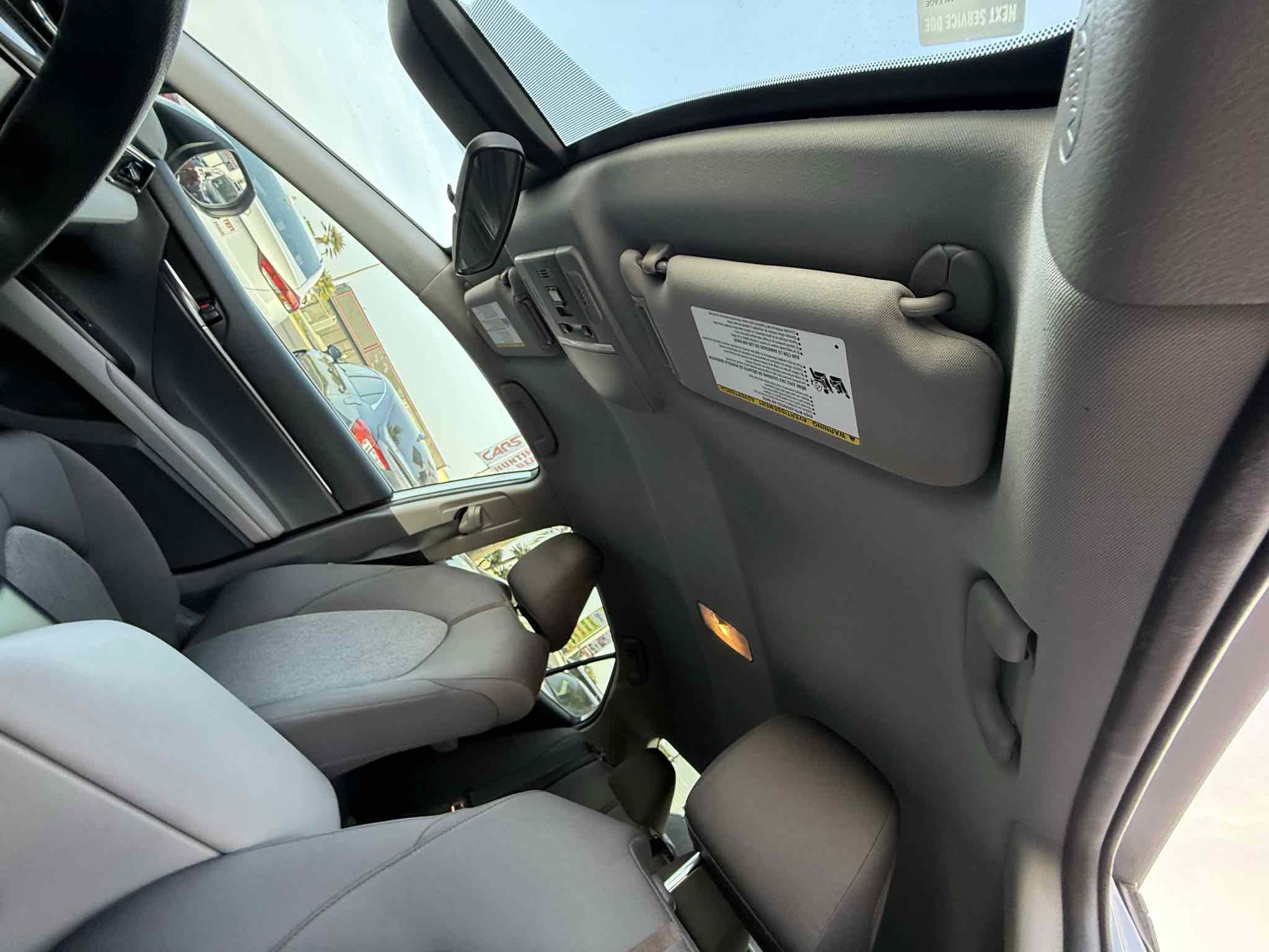 Used 2019 Toyota Camry LE image 88