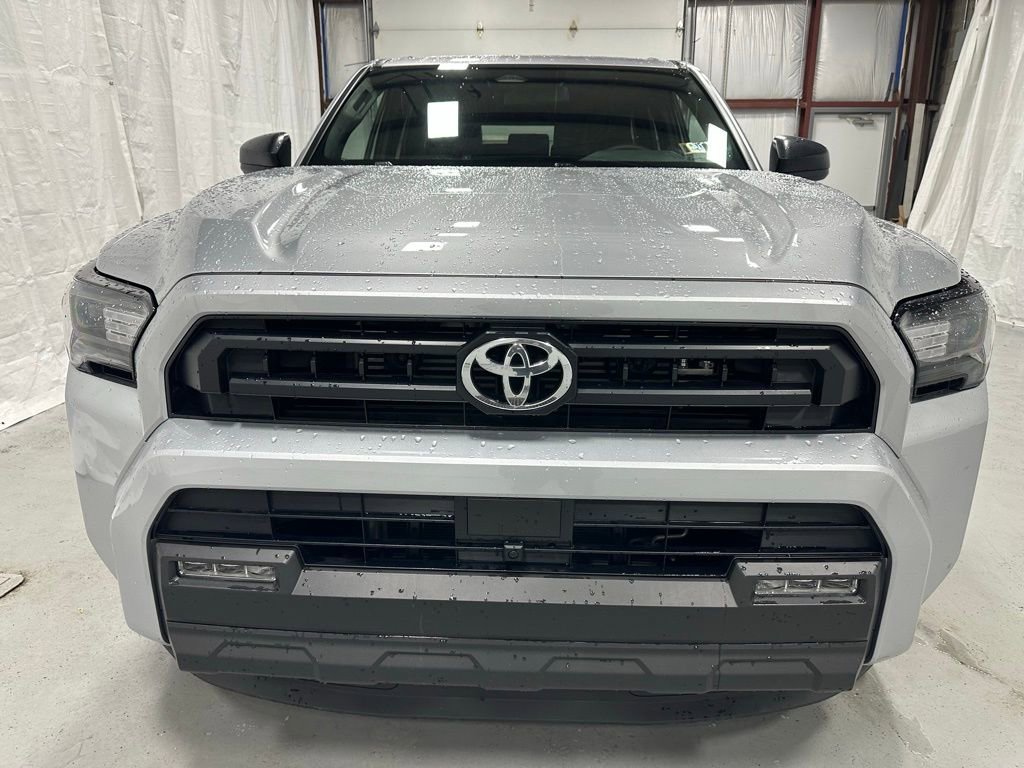 Used 2025 Toyota 4Runner SR5 image 2