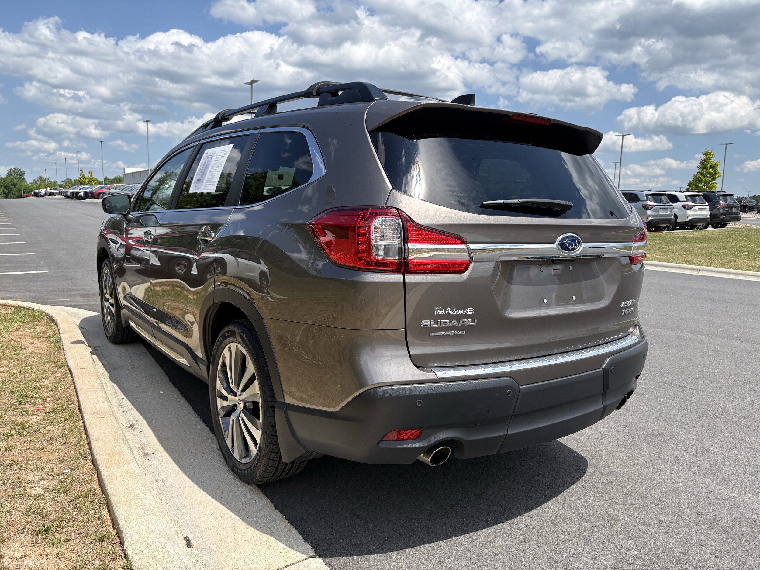 Used 2022 Subaru Ascent Touring w/ Popular Package #2A AWD/4WD image 6