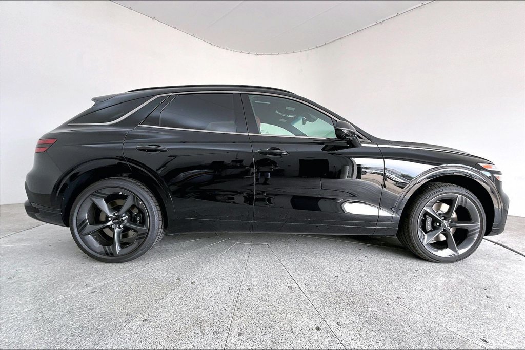 New 2026 Genesis GV70 2.5T Sport Prestige w/ G1 Accessory Package AWD/4WD image 8