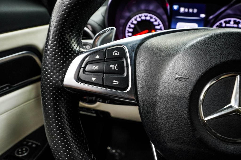 Used 2018 Mercedes-Benz AMG GT Roadster image 33