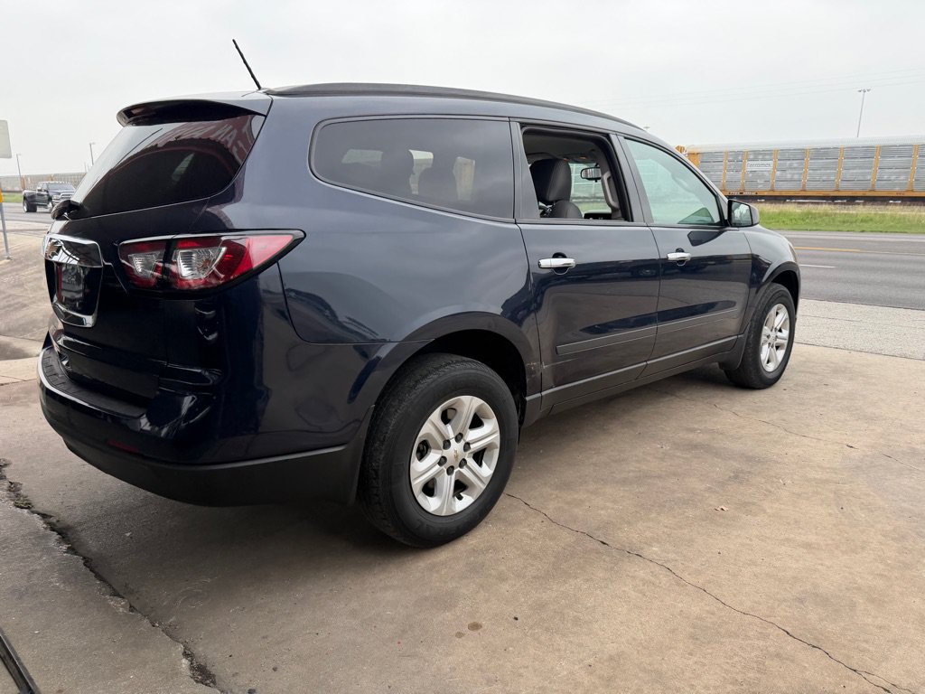 Used 2015 Chevrolet Traverse LS FWD image 18