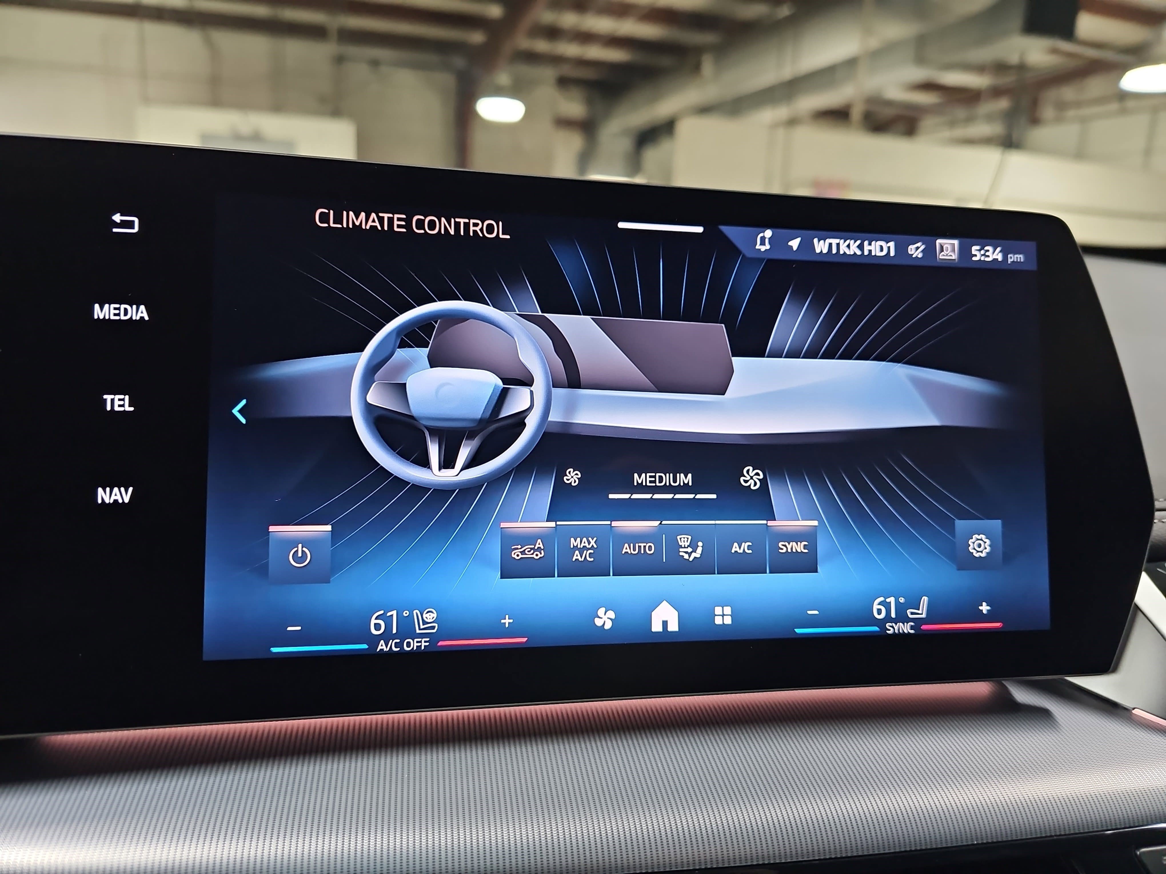 Certified 2025 BMW X1 xDrive28i image 23