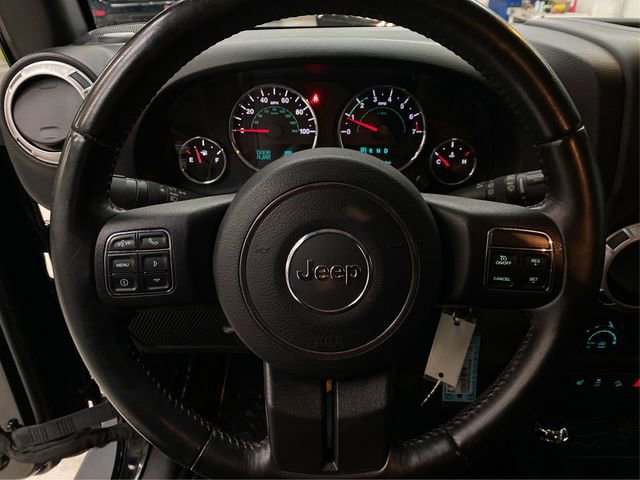 Used 2016 Jeep Wrangler Unlimited Sahara w/ Dual Top Group image 21