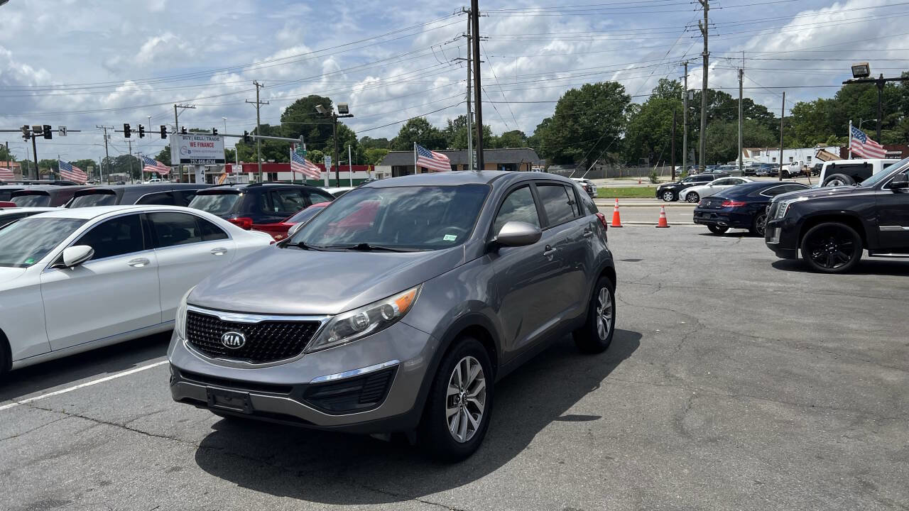 Used 2015 Kia Sportage LX image 4
