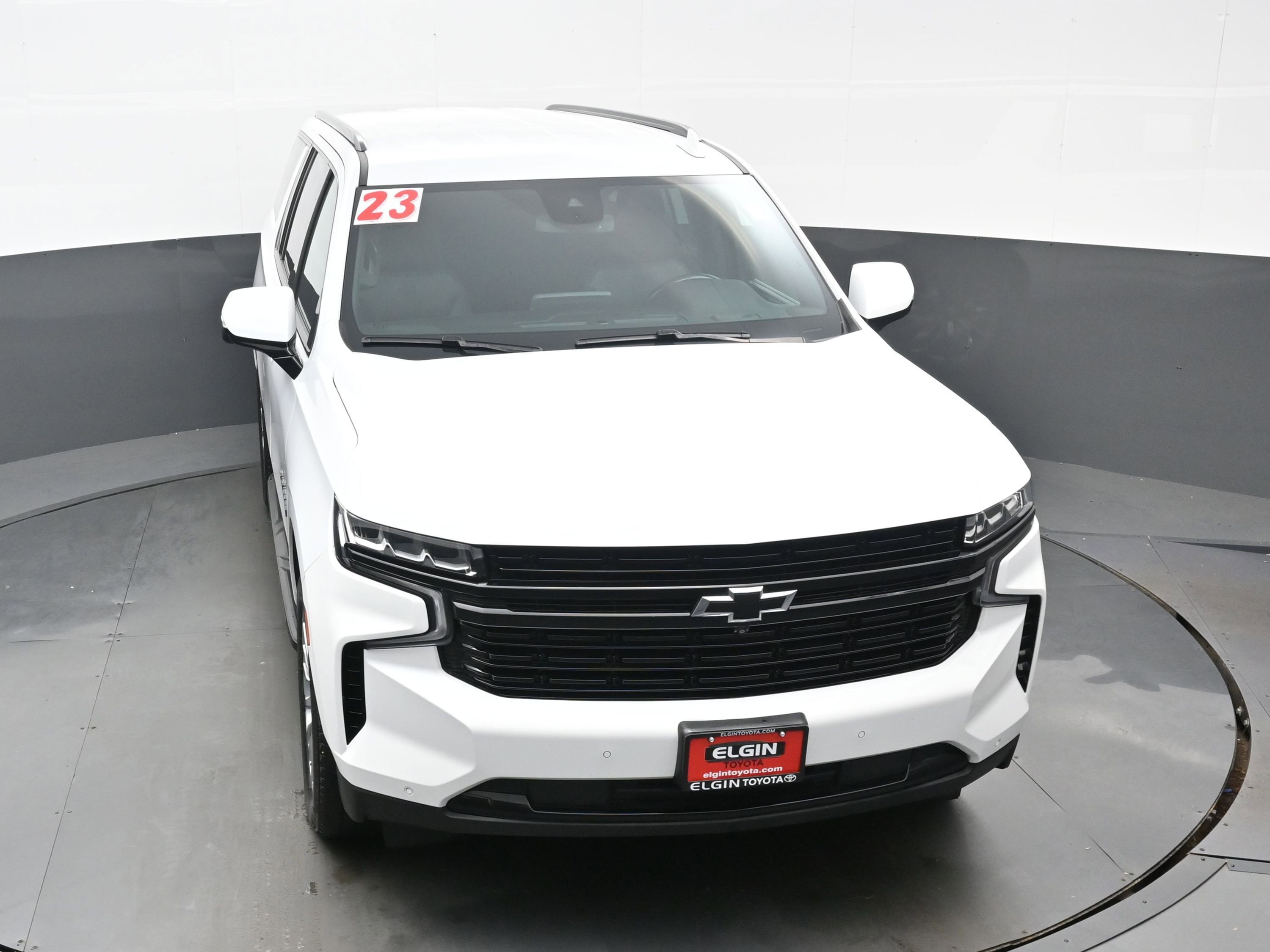 Used 2023 Chevrolet Suburban RST w/ Luxury Package image 37