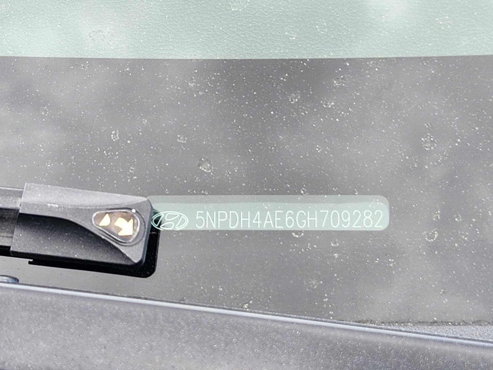 Used 2016 Hyundai Elantra SE FWD image 25